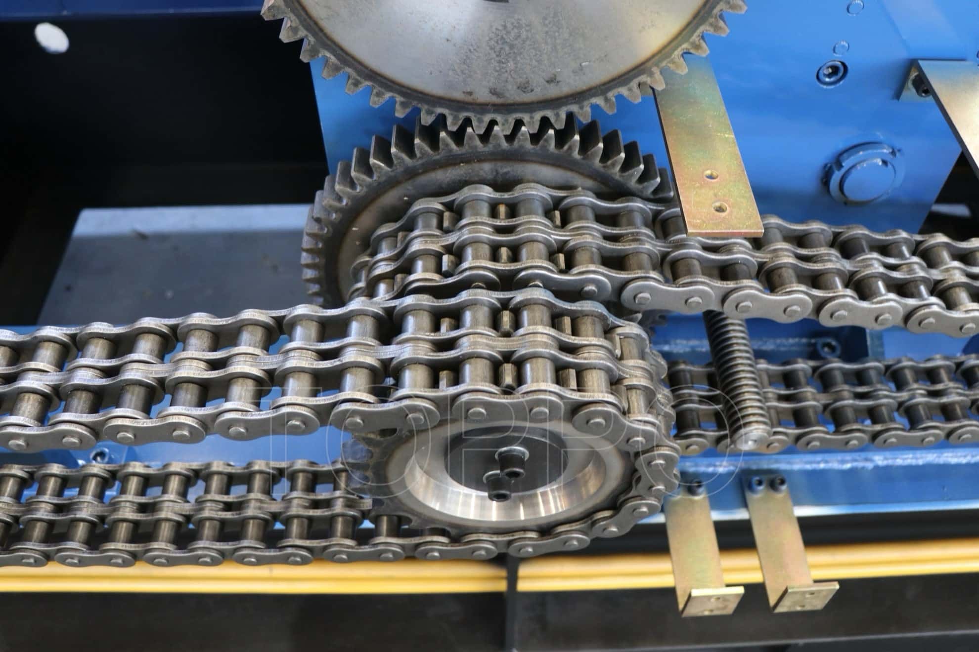 Fully Automatic CZU Purlin Roll Forming Machine with Hydraulic Punching