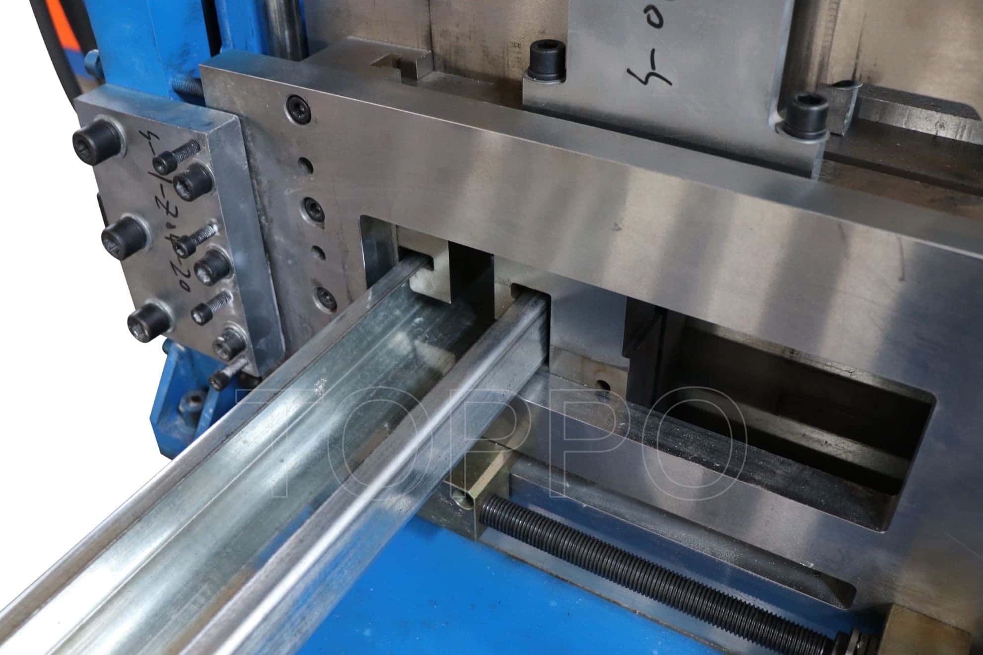 CZU Purlin Roll Forming Machine with Reinforced Structure and PLC Automation