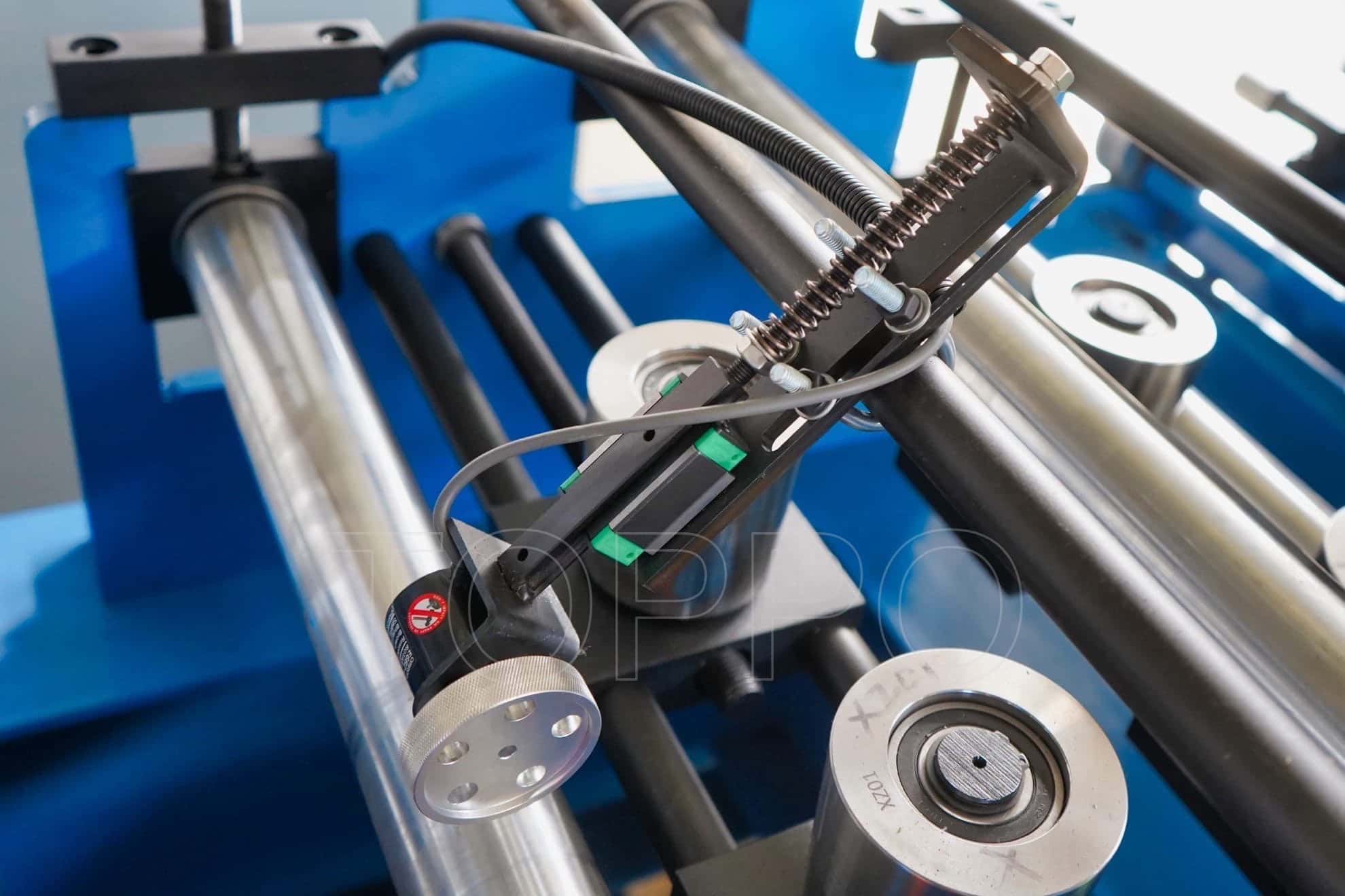 Industrial Automatic CZU Purlin Roll Forming Machine with Fast Change System
