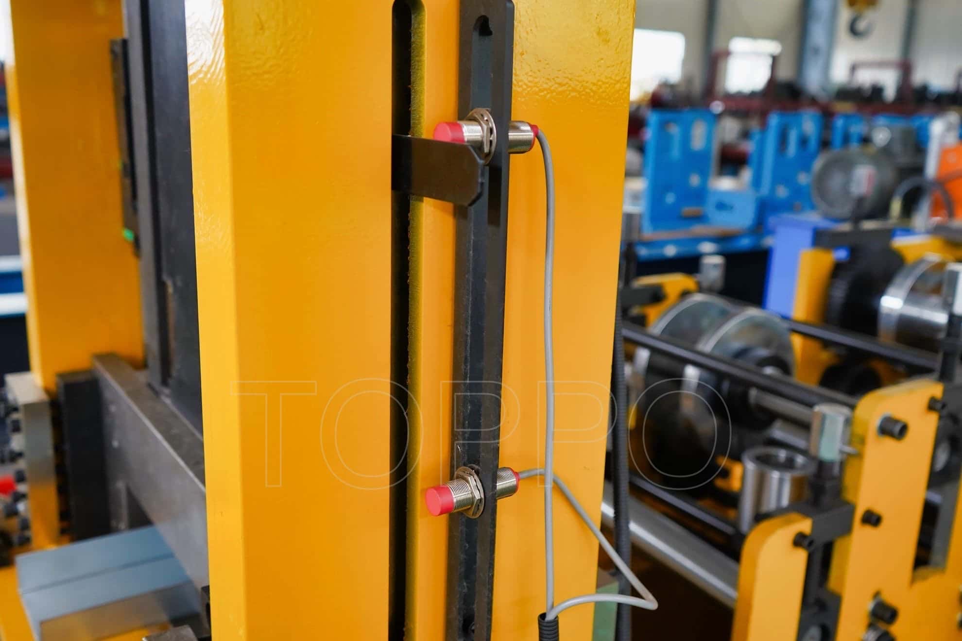 Heavy Duty Automatic CZU Purlin Roll Forming Machine Line