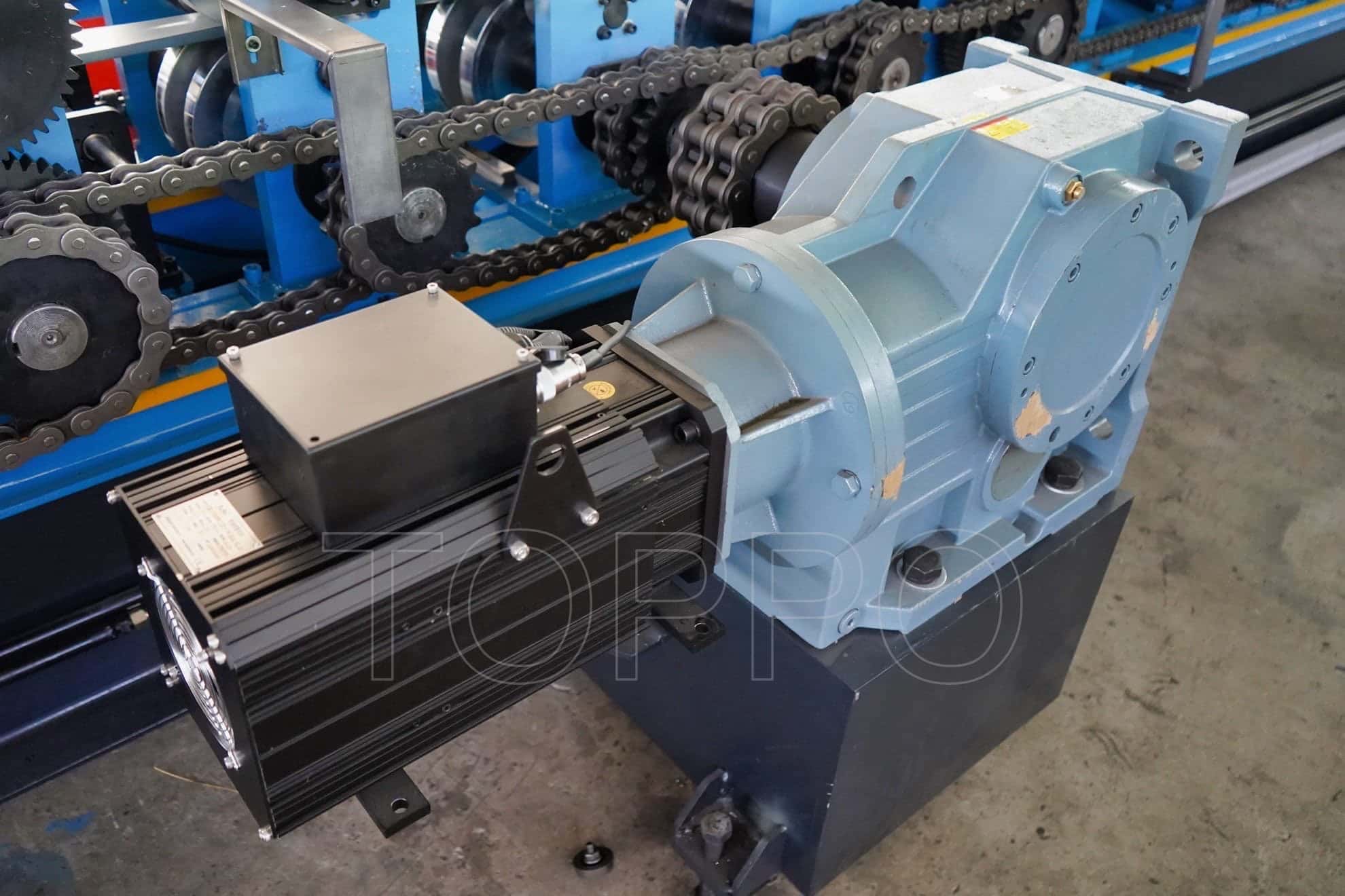 Advanced CZU Purlin Roll Forming Machine for Automatic Steel Purlin Production