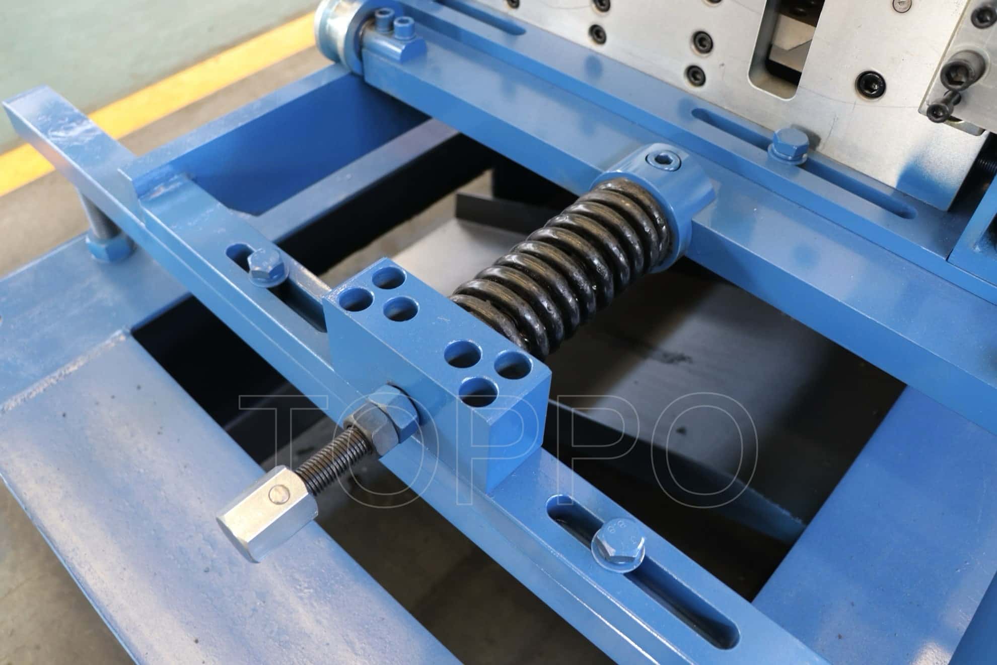 Automatic CZU Purlin Roll Forming Machine