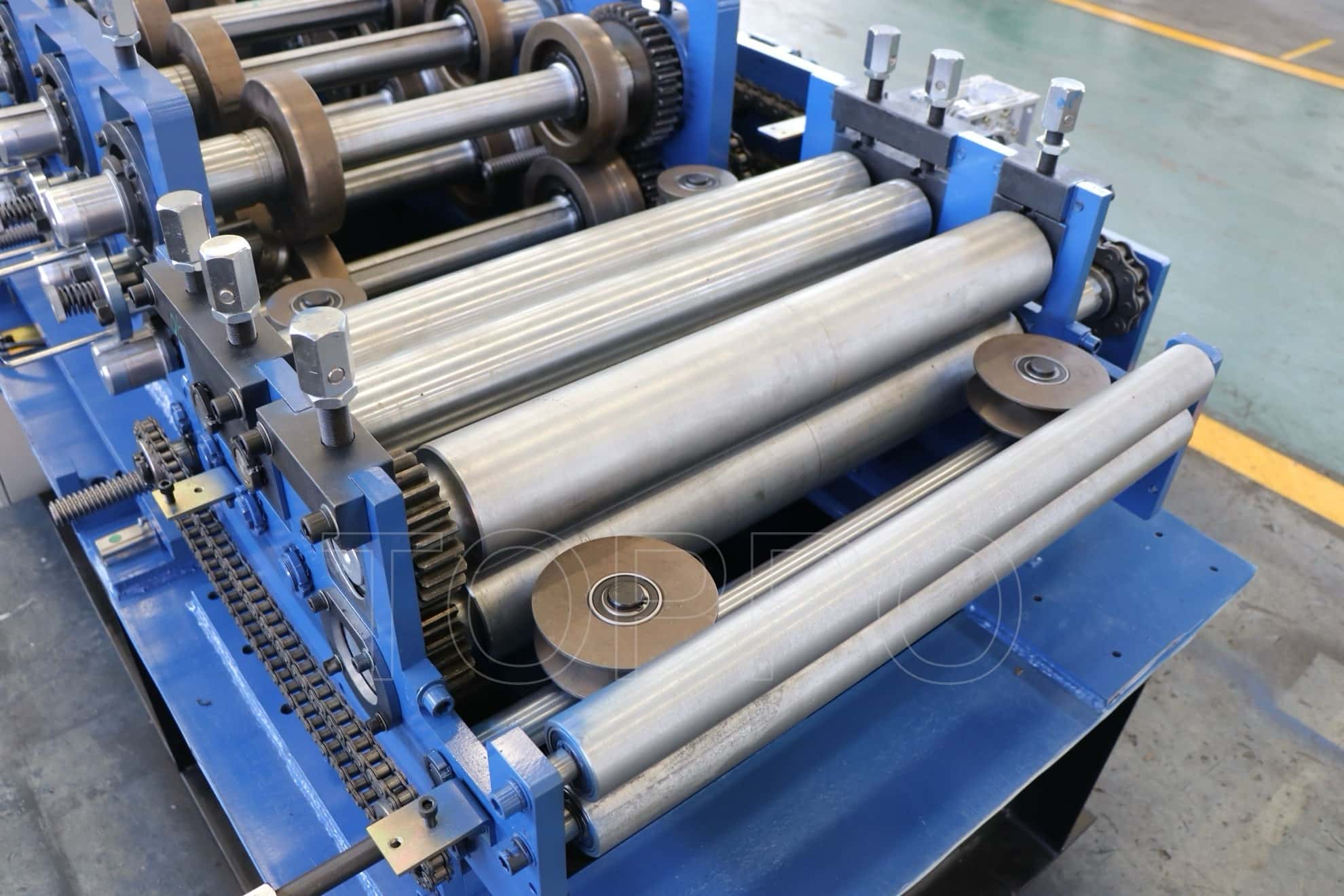 PLC Controlled CZU Purlin Roll Forming Machine for Steel Structure