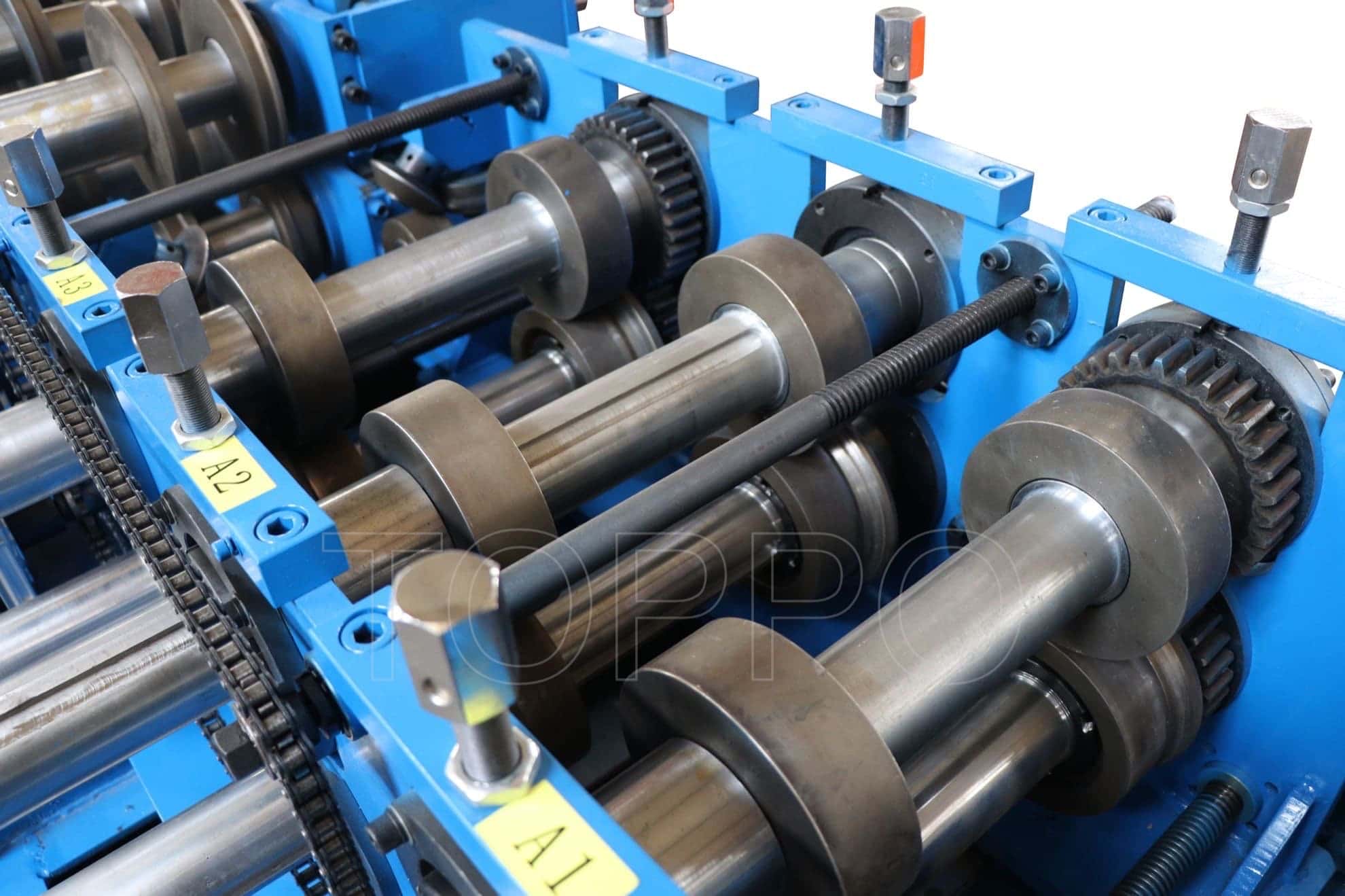 CZU Purlin Roll Forming Machine with Reinforced Structure and PLC Automation