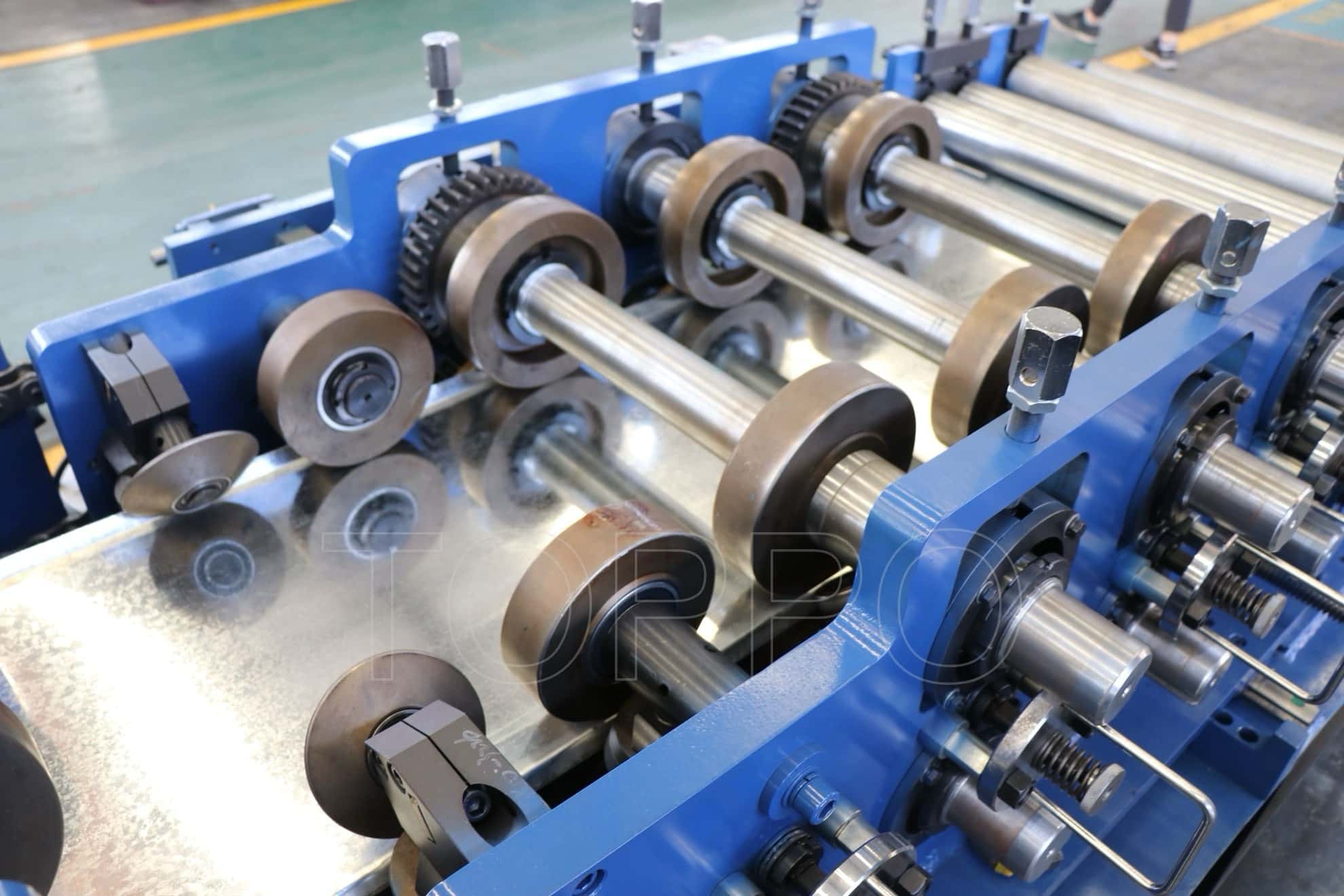 PLC Controlled CZU Purlin Roll Forming Machine for Steel Structure