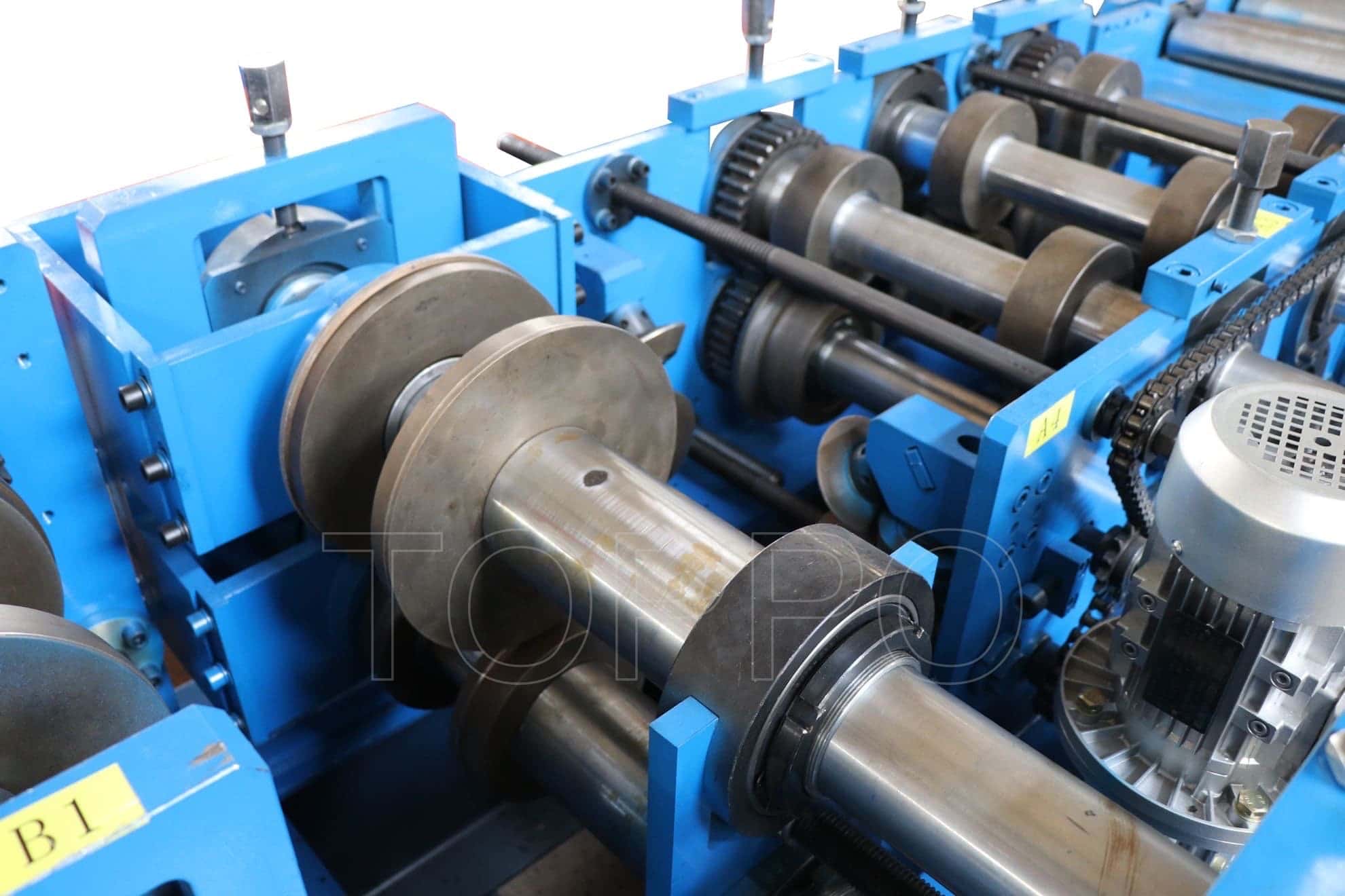 Automatic CZU Purlin Roll Forming Machine with Hydraulic Punching