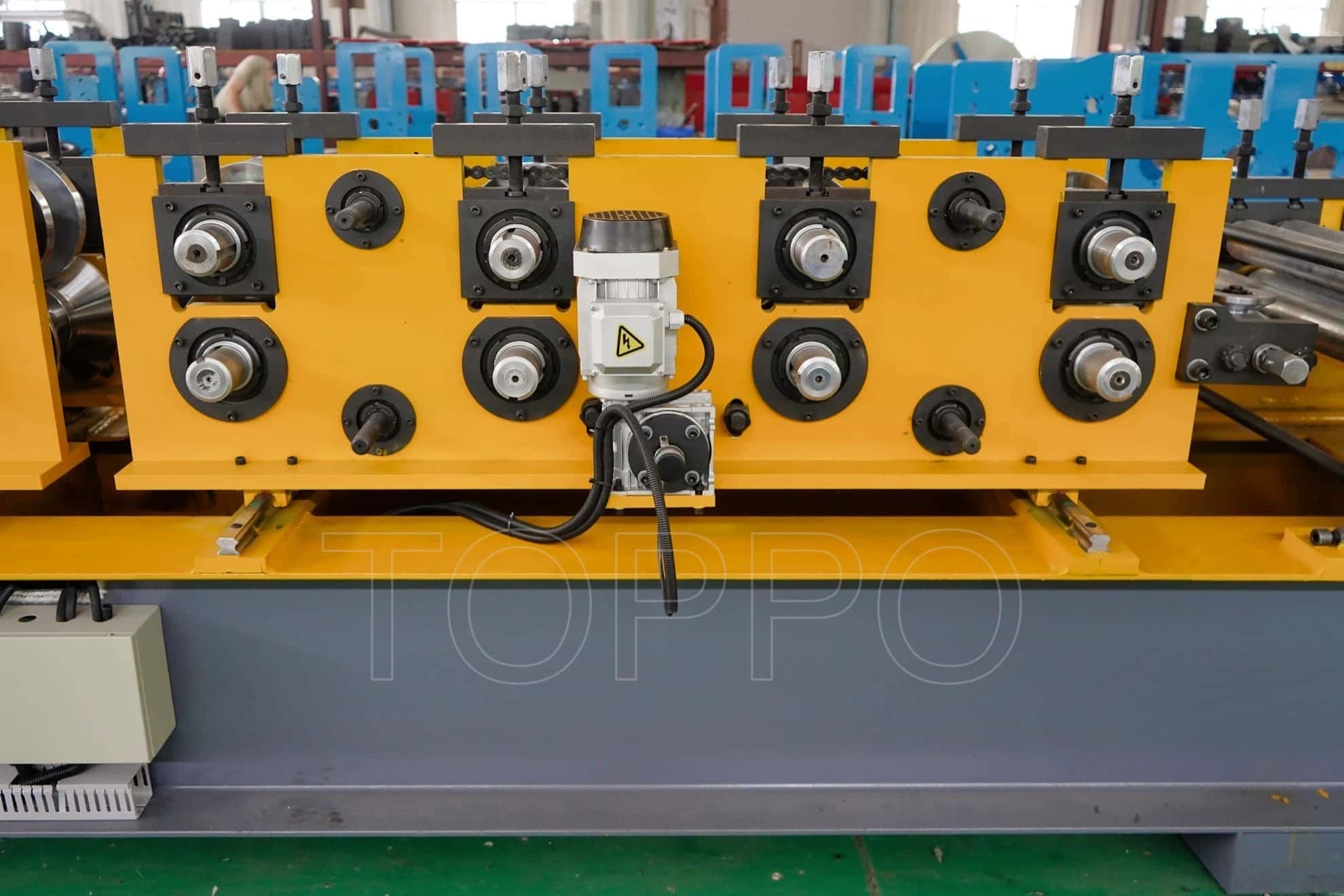 Yellow Frame Automatic CZU Purlin Roll Forming Machine