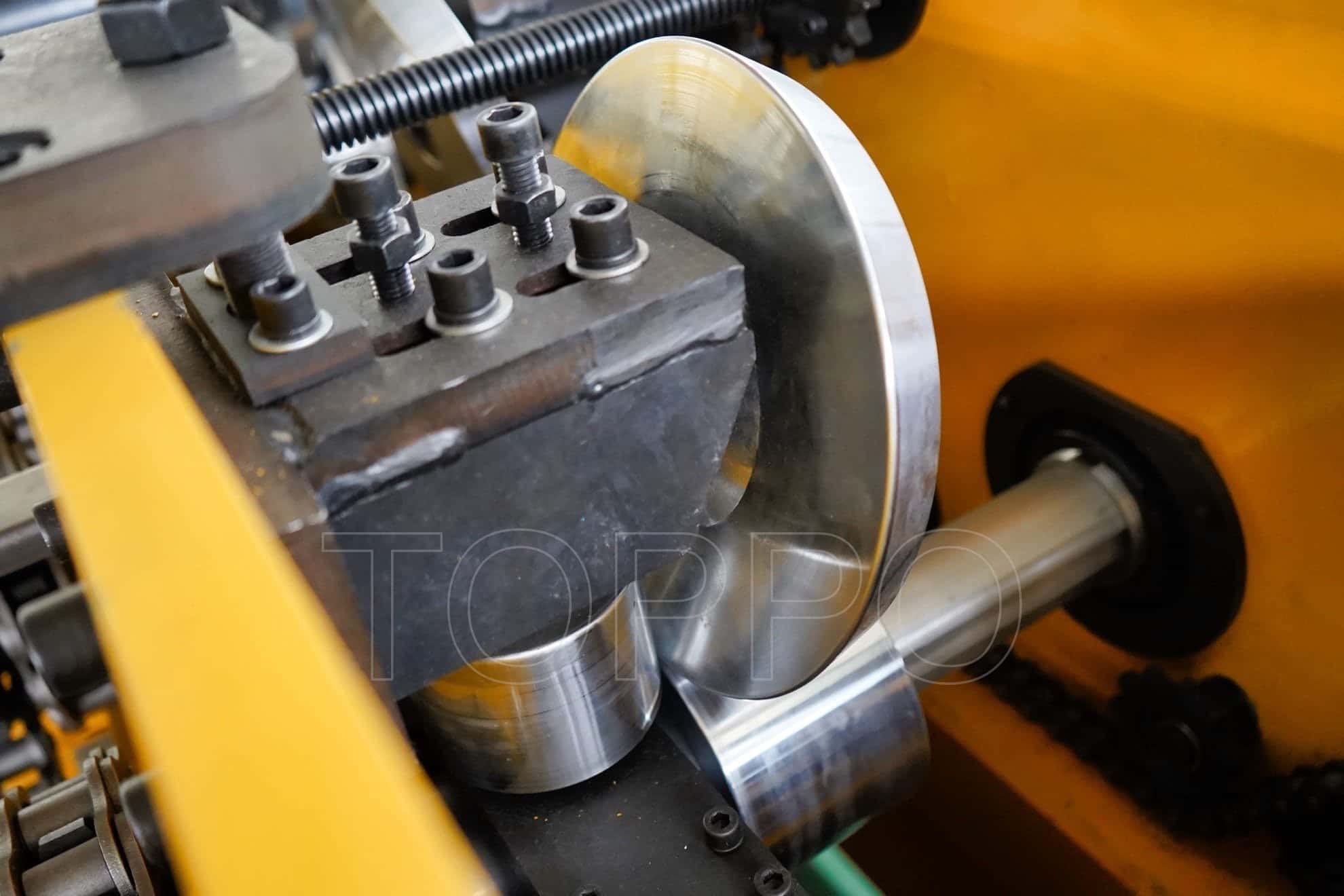Heavy Duty Automatic CZU Purlin Roll Forming Machine Line