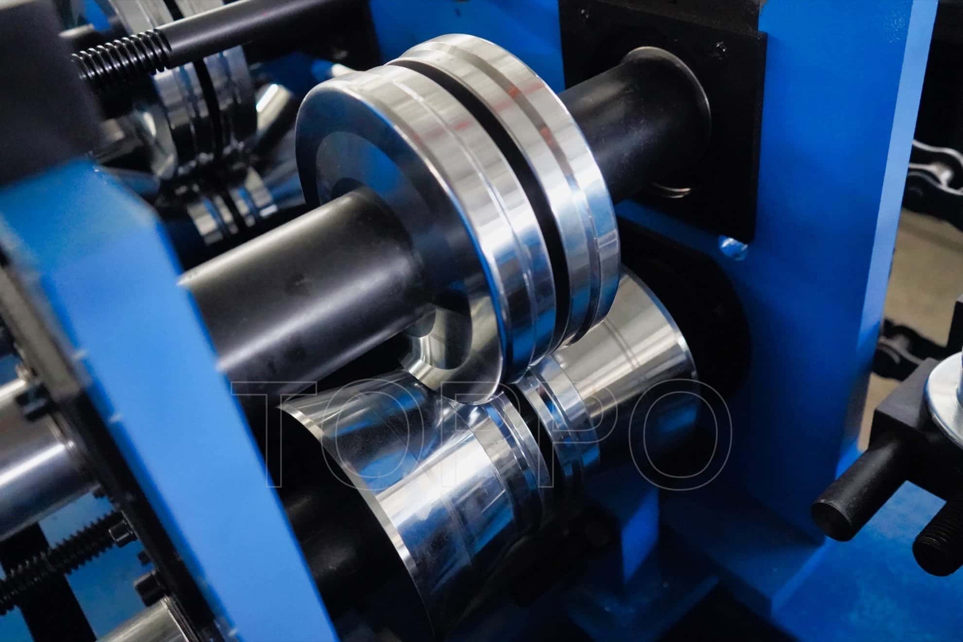 Advanced Automatic CZU Purlin Roll Forming Machine with Online Punching