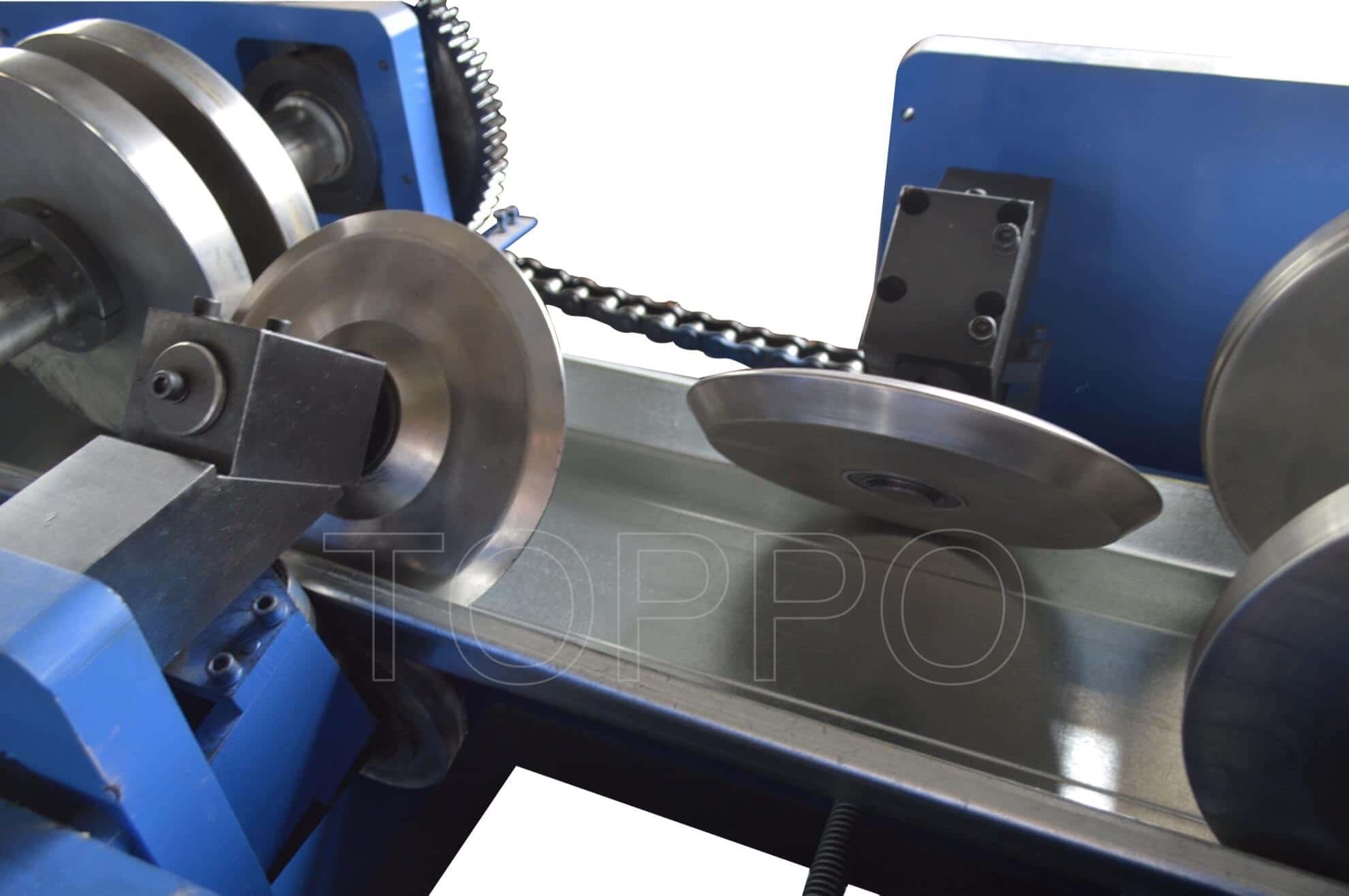 Automatic CZ Purlin Roll Forming Machine with Pre-Cutting and Post-Punching