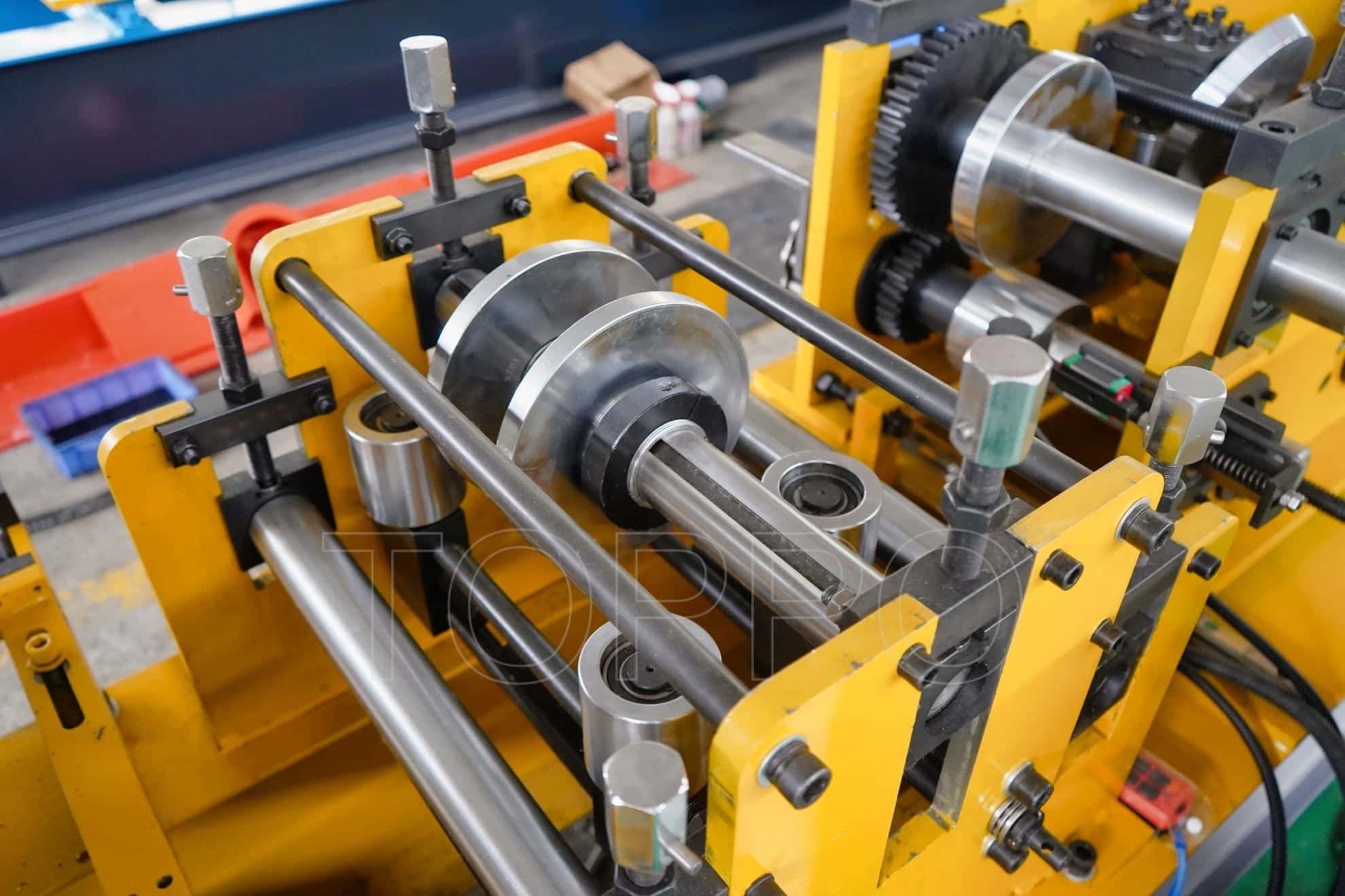 Automatic CZU Purlin Roll Forming Machine with Hydraulic Punching System