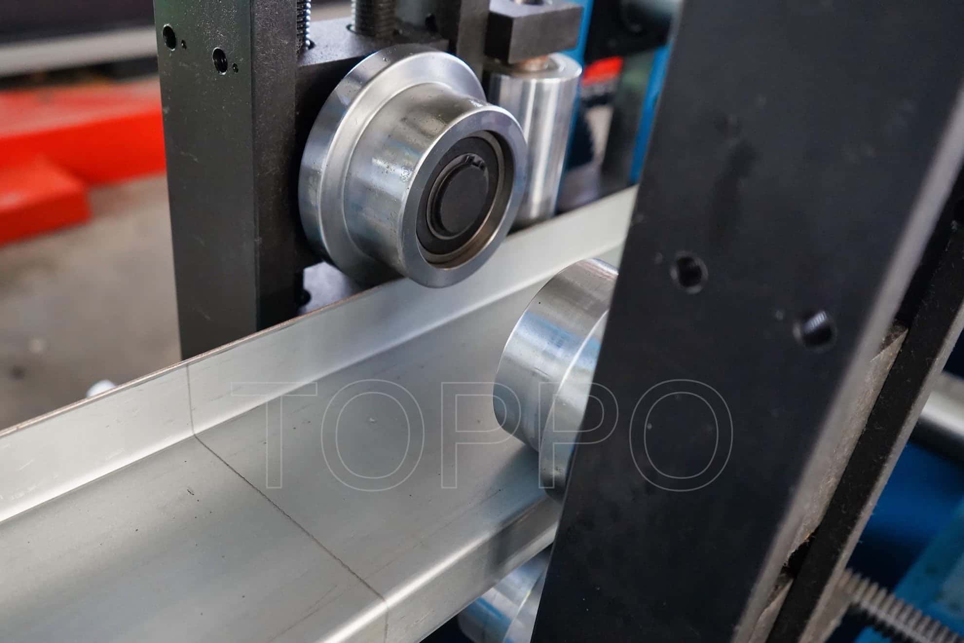 Automatic CZU Purlin Roll Forming Machine with Pre-Cutting and Post-Punching