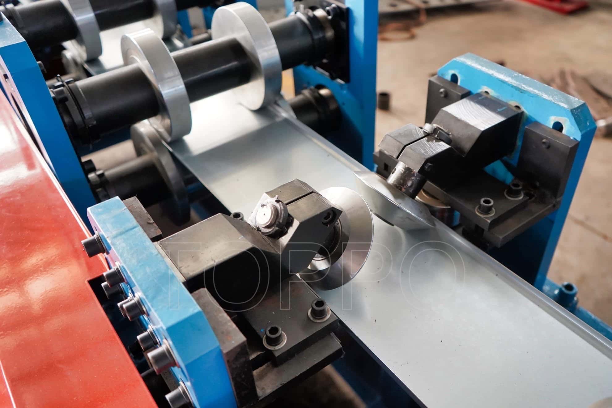 High Precision Automatic CZU Purlin Roll Forming Machine