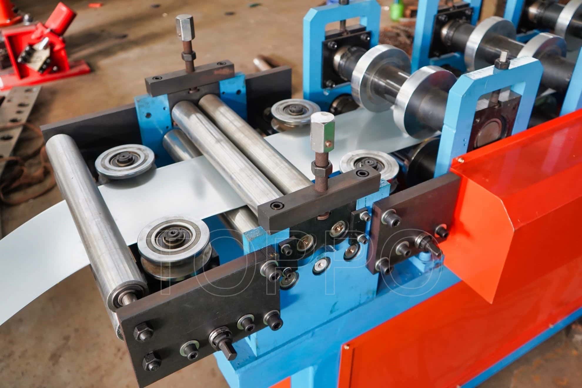 High Precision Automatic CZU Purlin Roll Forming Machine
