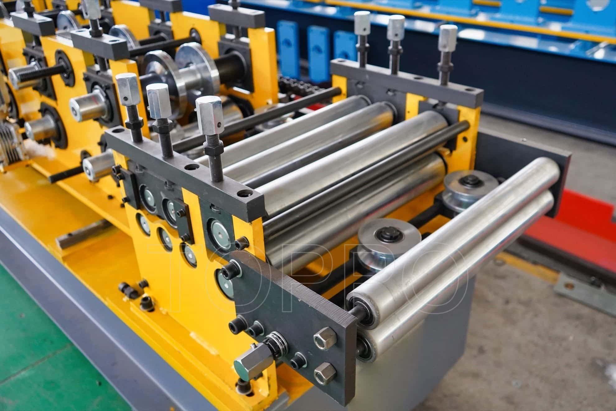 Automatic CZU Purlin Roll Forming Machine with Hydraulic Punching System