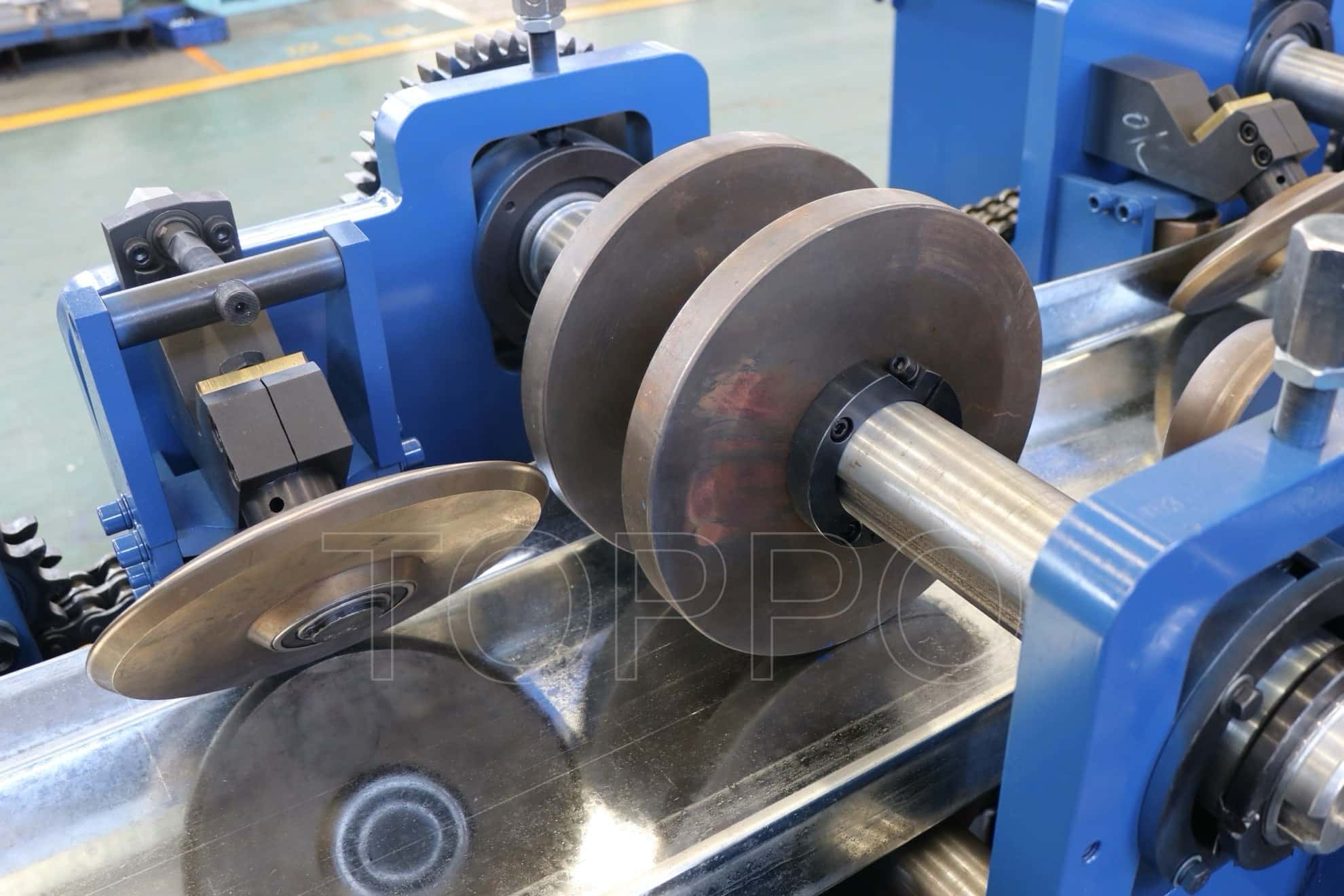 CZU Purlin Roll Forming Machine with Hydraulic Cutting System