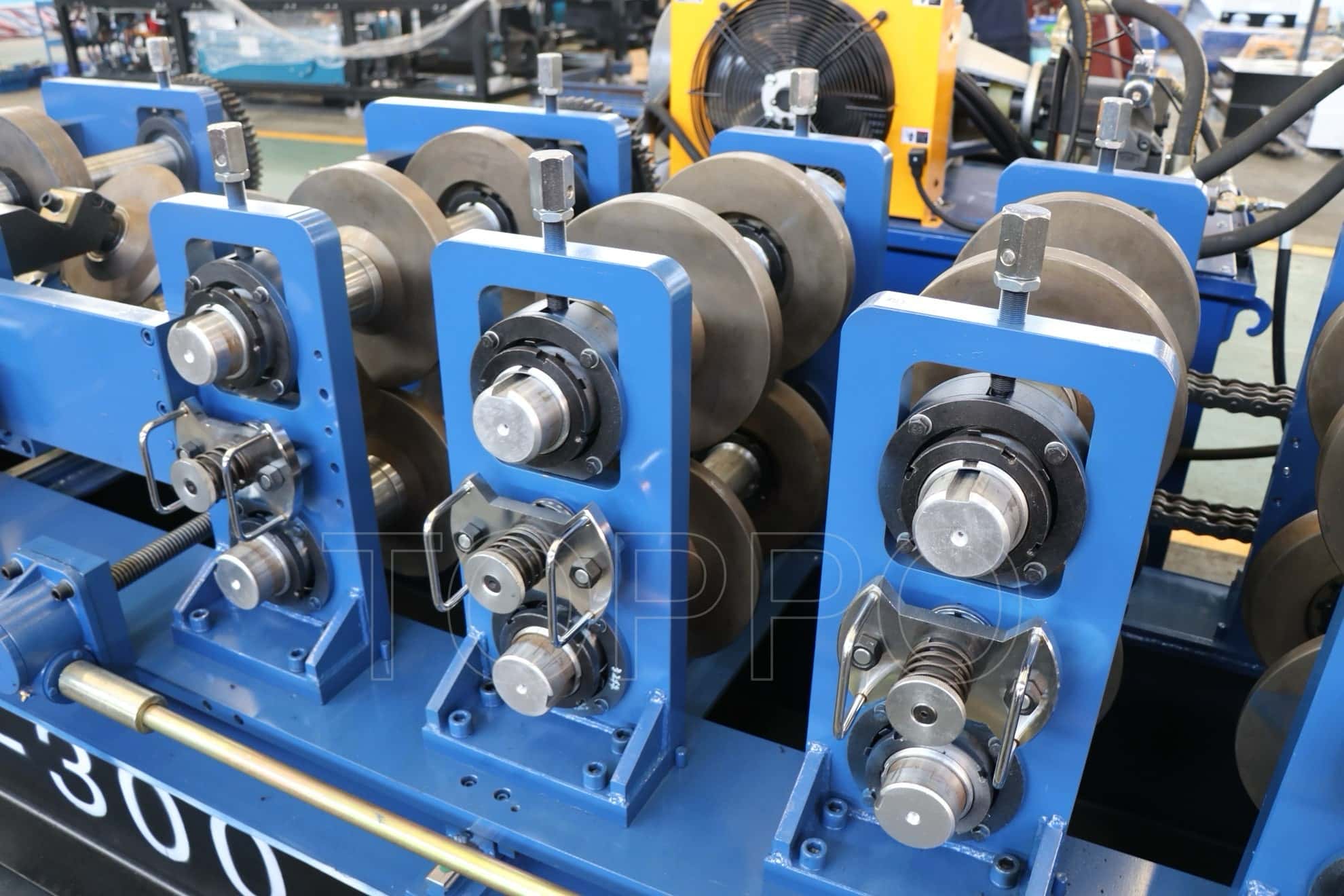 Fully Automatic CZU Purlin Roll Forming Machine with Hydraulic Punching