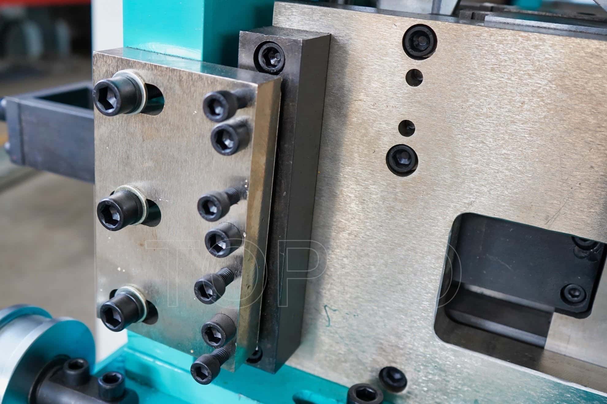 Automatic CZU Purlin Roll Forming Machine