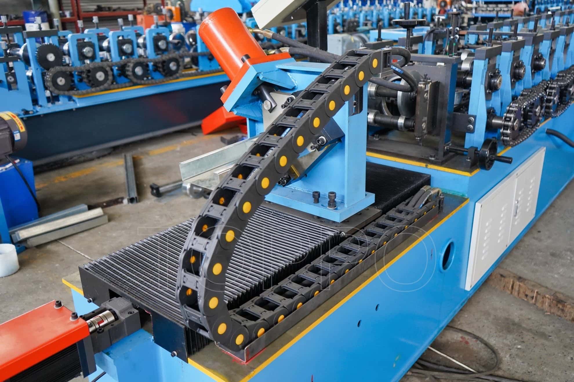 Automatic CZU Purlin Roll Forming Machine