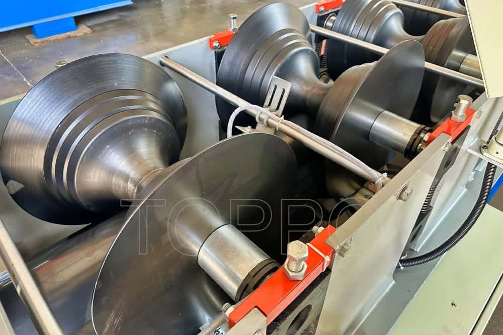 Compact Ridge Cap Roll Forming Machine with PLC Control