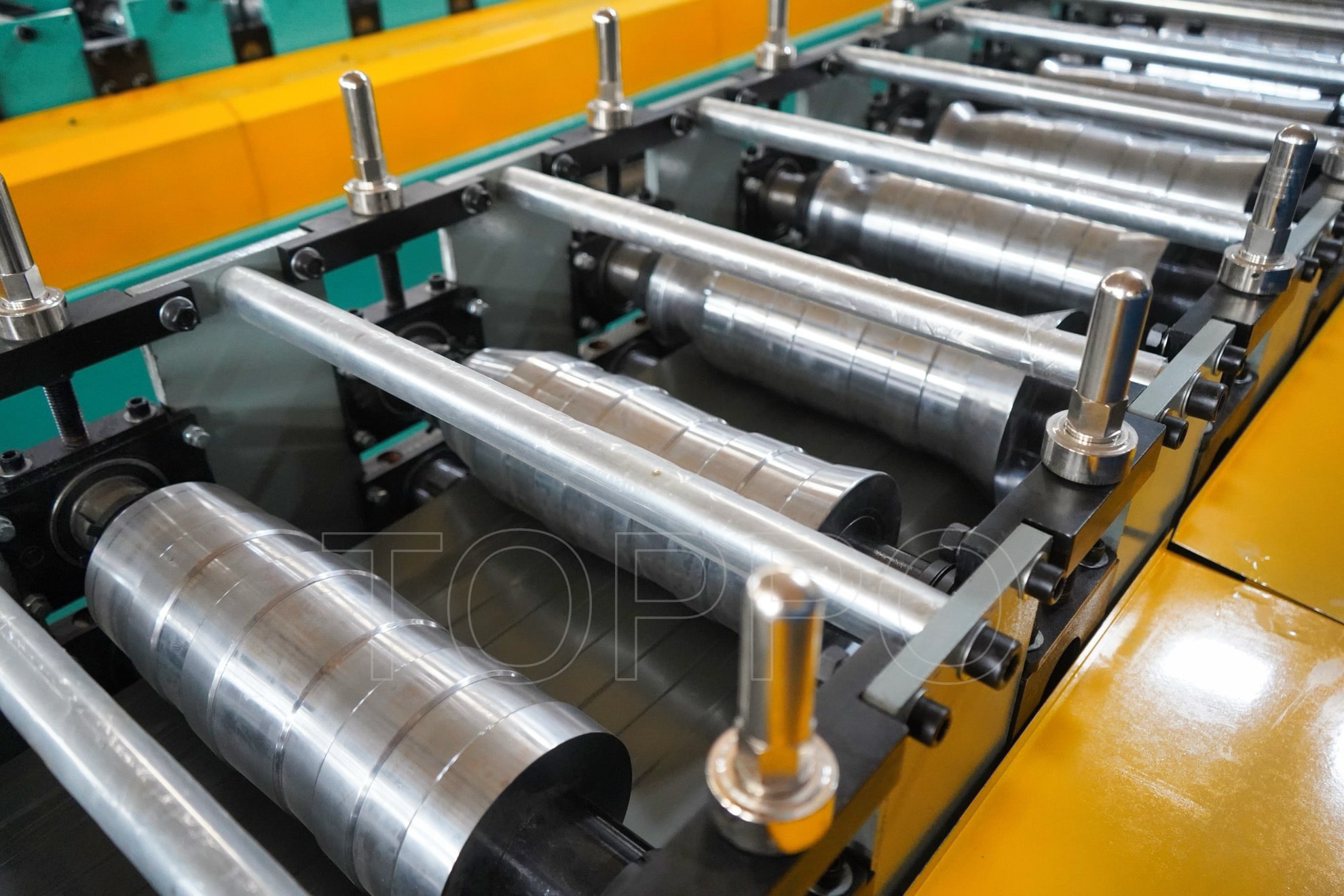 Shutter Door Roll Forming Machine