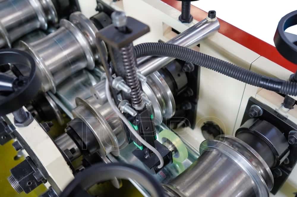 High-Precision Shutter Door Roll Forming Machine with Durable Roller System