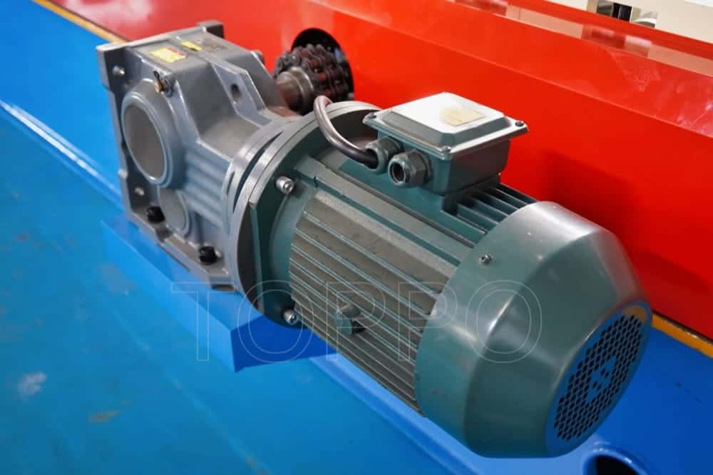 High-Precision Shutter Door Roll Forming Machine with Durable Roller System