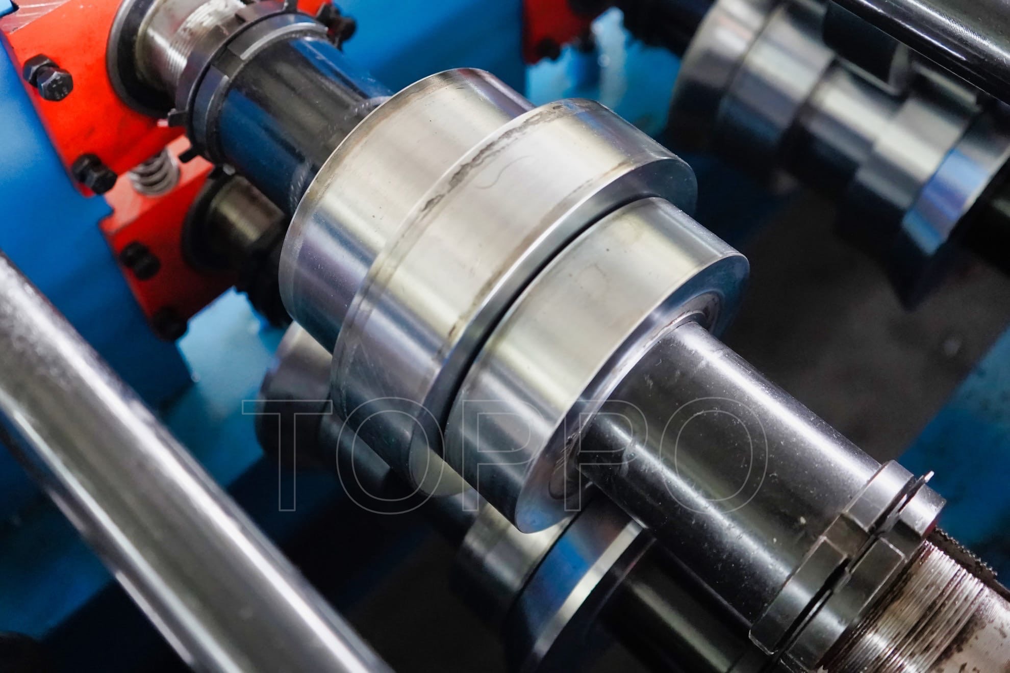 Compact Shutter Door Roll Forming Machine with PLC Control