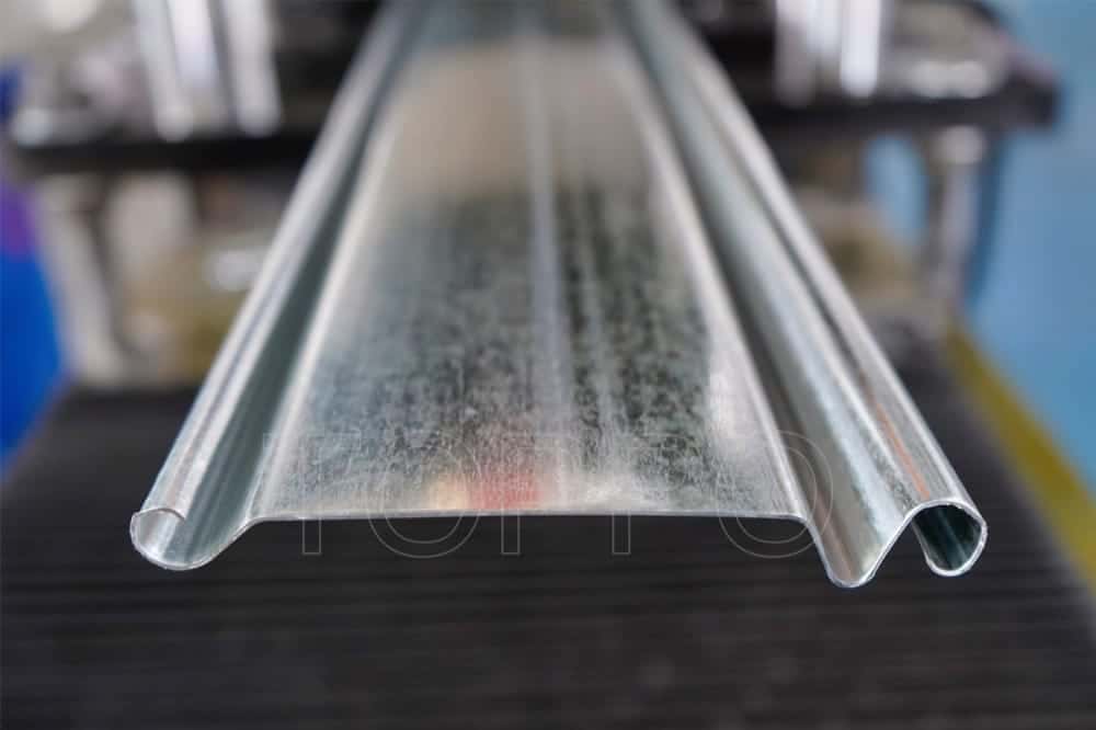 High-Precision Shutter Door Roll Forming Machine with Durable Roller System