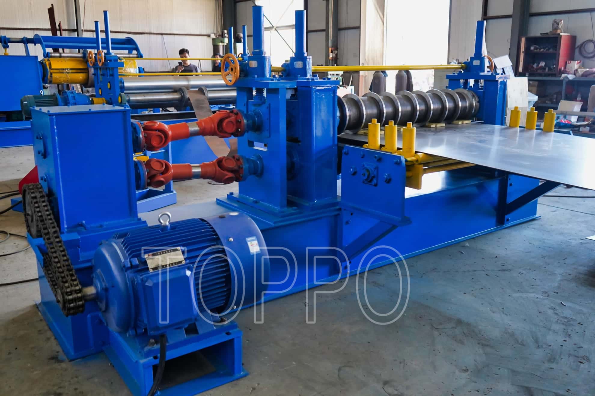Compact Coil Slitting and Cut to Length Machine Line