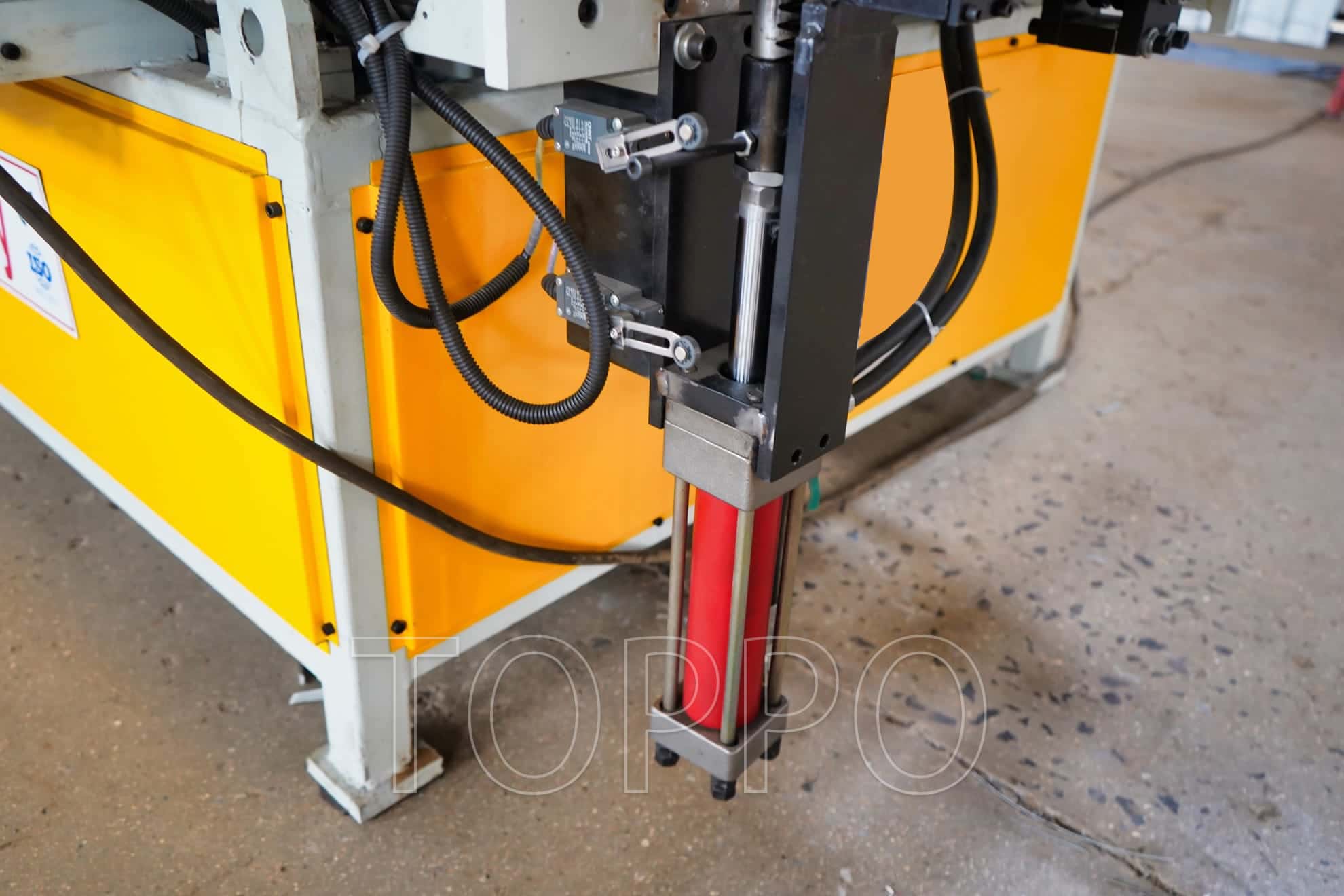 High Efficiency Standing Seam Roofing Roll Forming Machine Line with PLC System