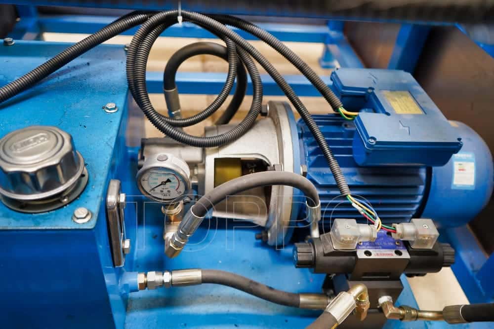 Stable Performance Standing Seam Metal Roofing Roll Forming Machine Line