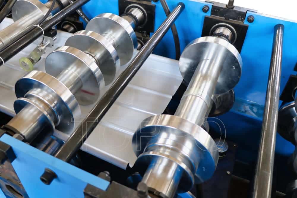 Professional Standing Seam Roofing Panel Roll Forming Machine with Automatic PLC System