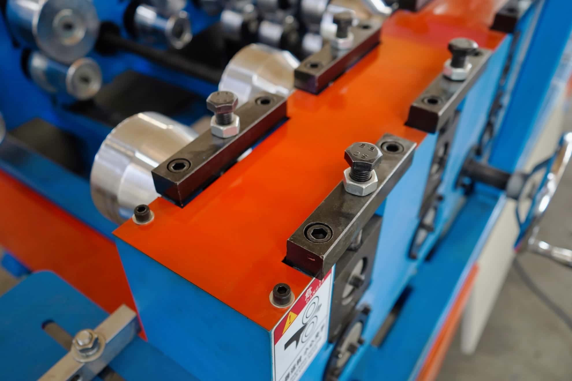 Automatic Standing Seam Roof Panel Roll Forming Machine with PLC Control