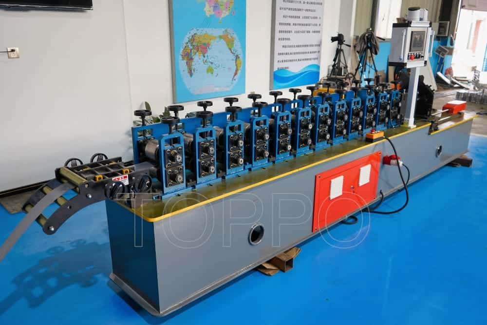 Stud and Track Machine Keel Machine
