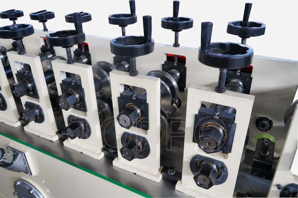 PLC Controlled Stud and Track Roll Forming Machine with Hydraulic Cutting