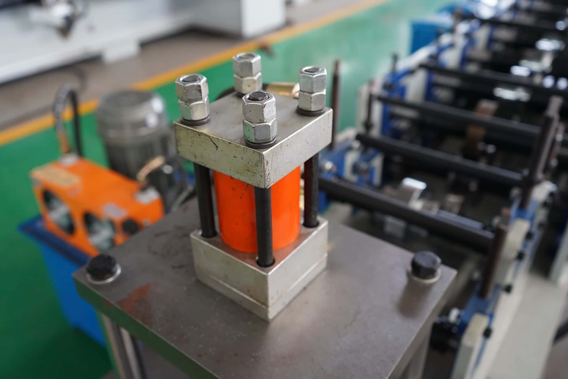 Automatic Stud and Track Roll Forming Machine with Flying Cut | Light Steel Keel Machine