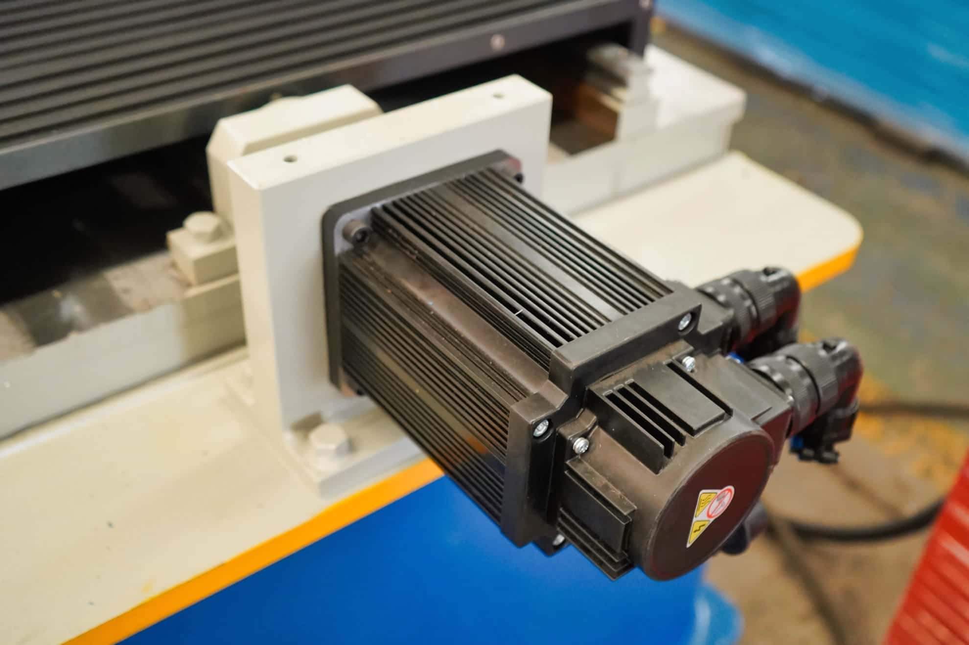 Automatic Stud and Track Roll Forming Machine with Integrated Hydraulic System