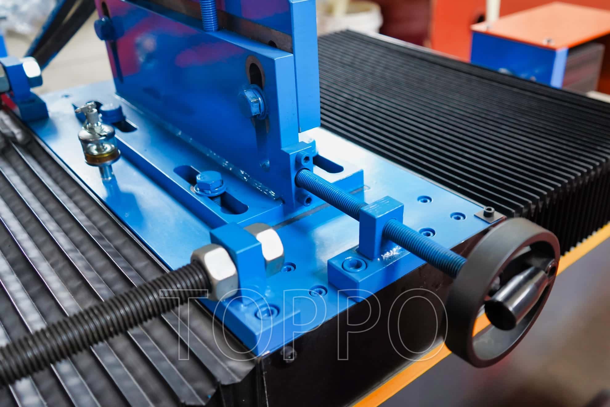 Heavy Duty Stud and Track Roll Forming Machine with Hydraulic Punching