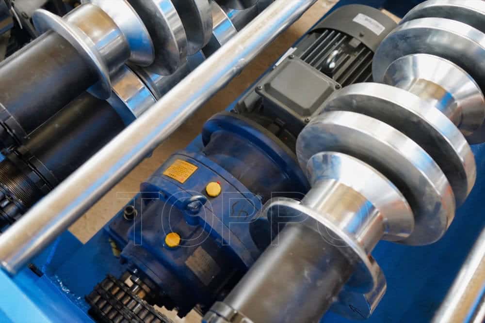 Compact Trapezoidal Roll Forming Machine with Digital Control Panel