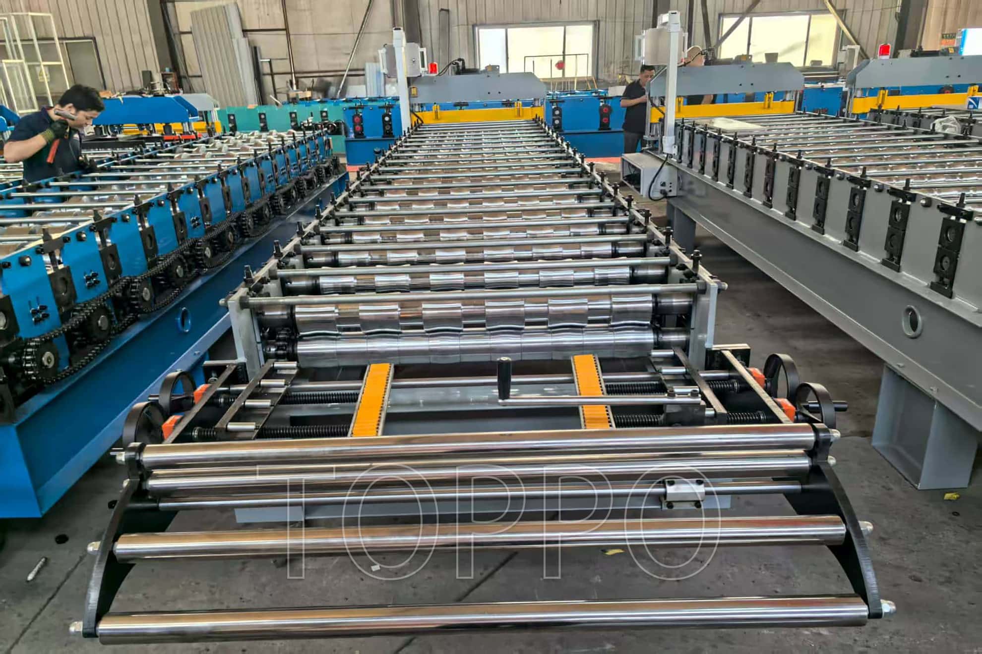 High-Efficiency Hydraulic Metal Roofing Panel Forming Equipment
