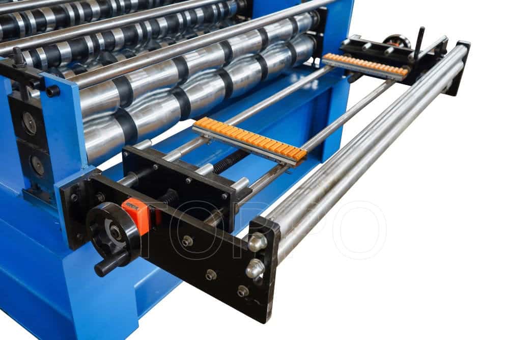 Compact Trapezoidal Roll Forming Machine with Digital Control Panel
