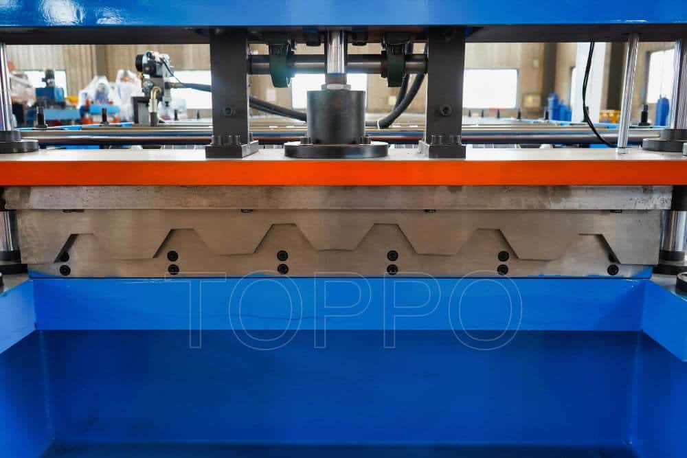 Compact Trapezoidal Roll Forming Machine with Digital Control Panel