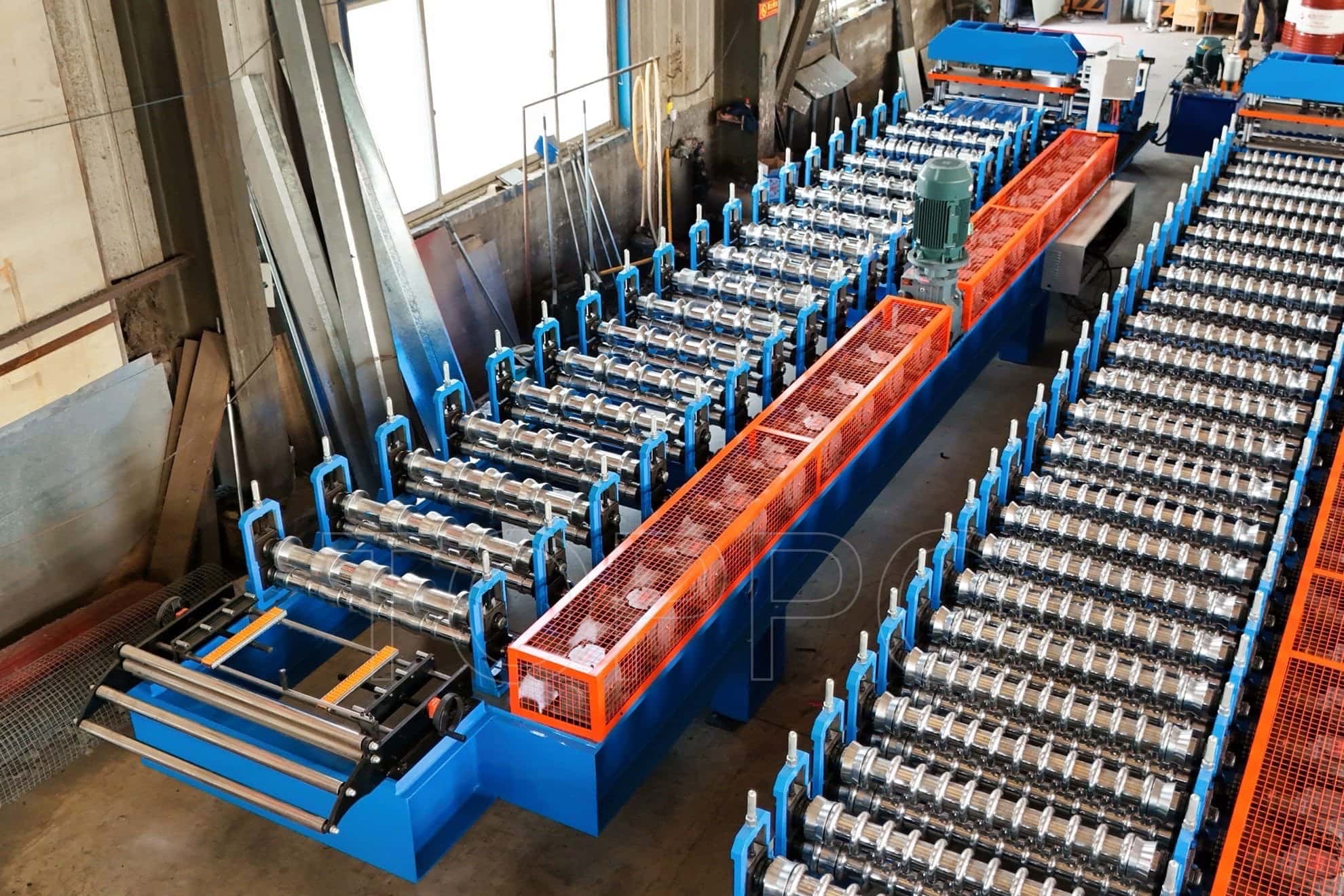 Heavy-Duty Trapezoidal Roll Forming Machine with Automatic Stacker