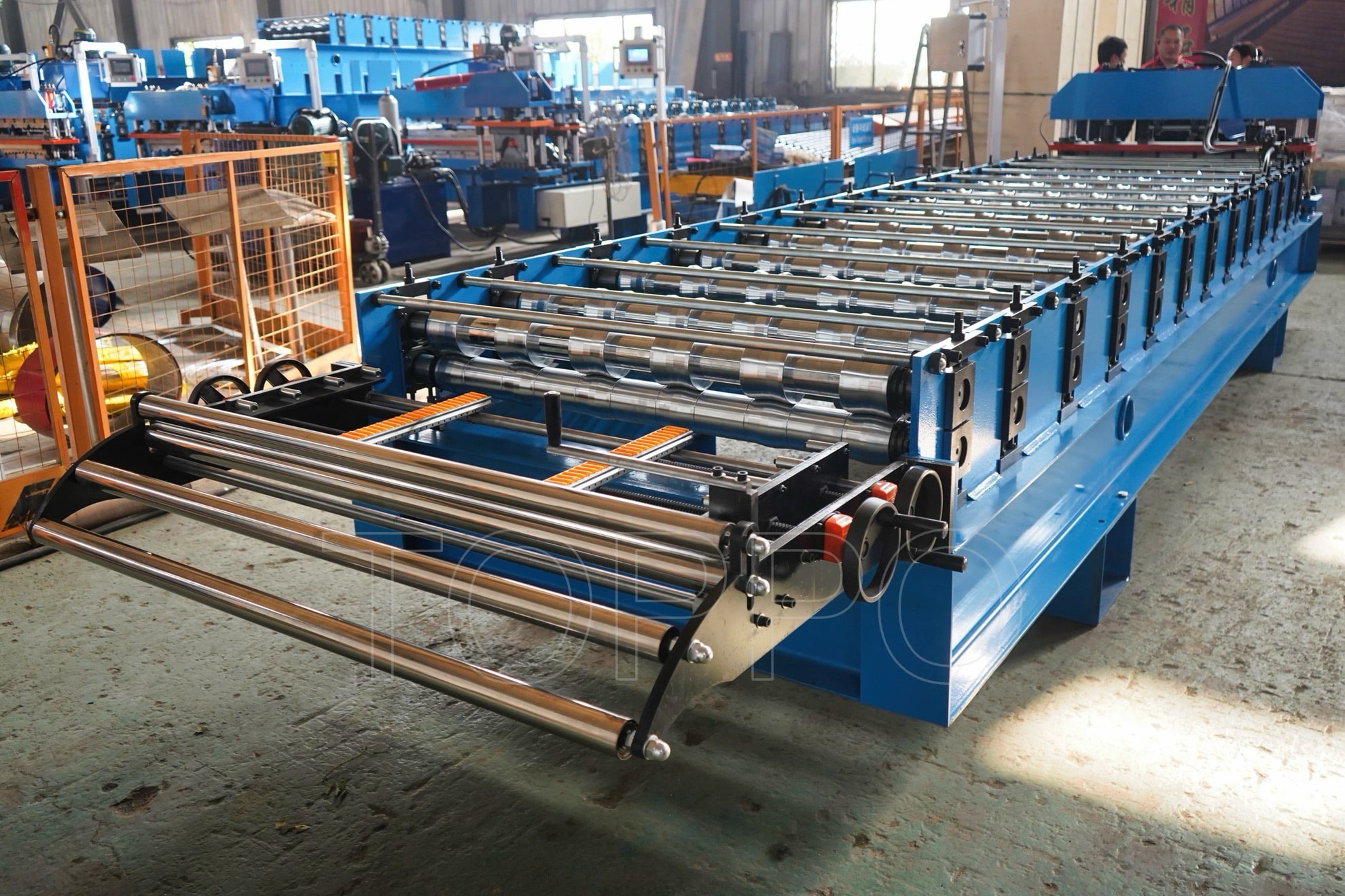 Automatic Trapezoidal Roll Forming Machine with PLC Touchscreen