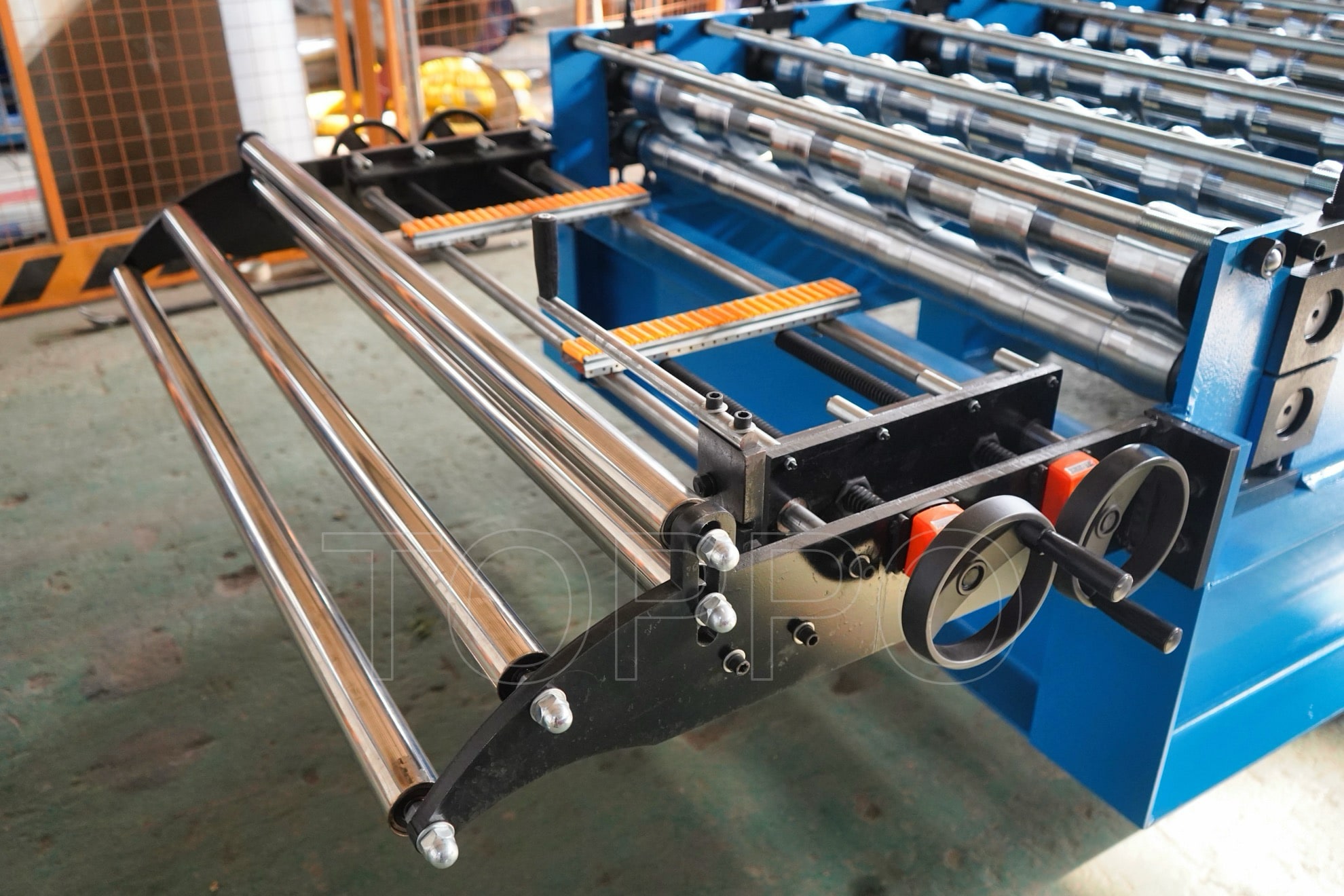 Color Steel Metal Roof Trapezoidal Roll Forming Machine