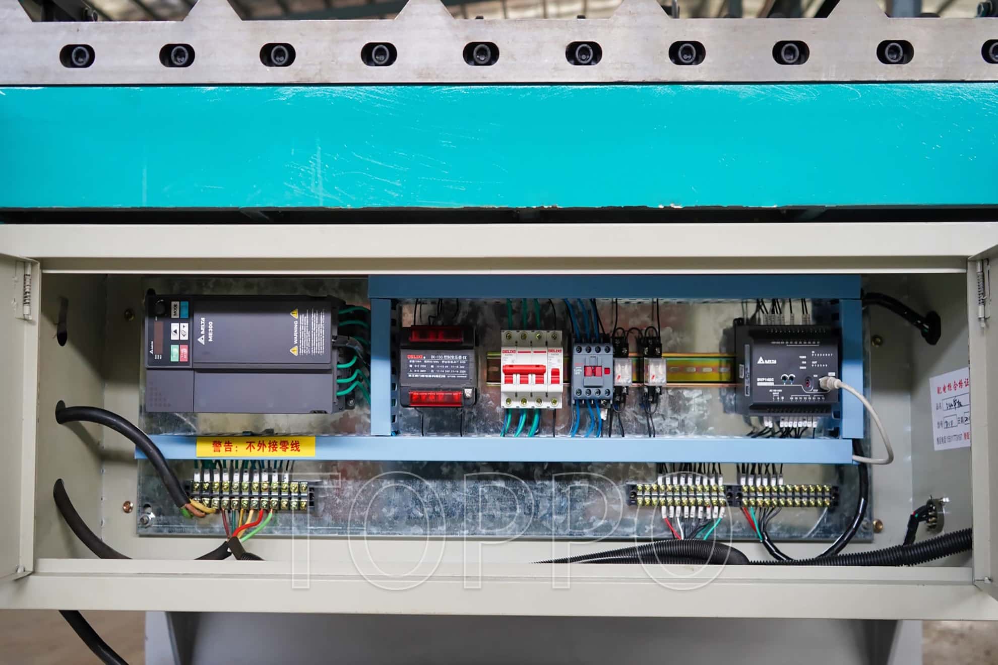 Automatic Trapezoidal Roof Sheet Roll Forming Machine for Metal Roofing Panels