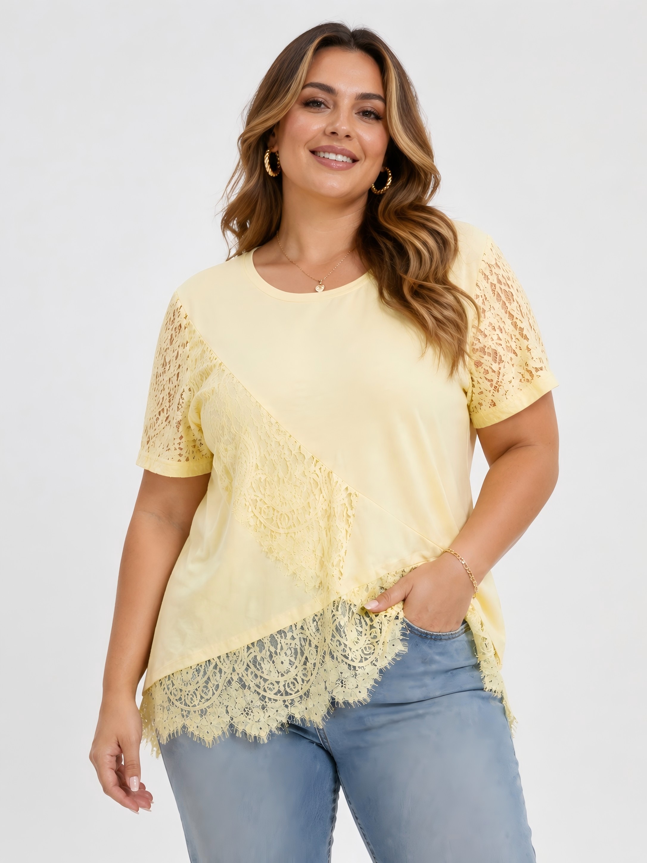Women Lace Patchwork T-Shirt Summer 2026 Trend Casual Short Sleeve Plus Size Lace Tee Wholesale Manufacturer