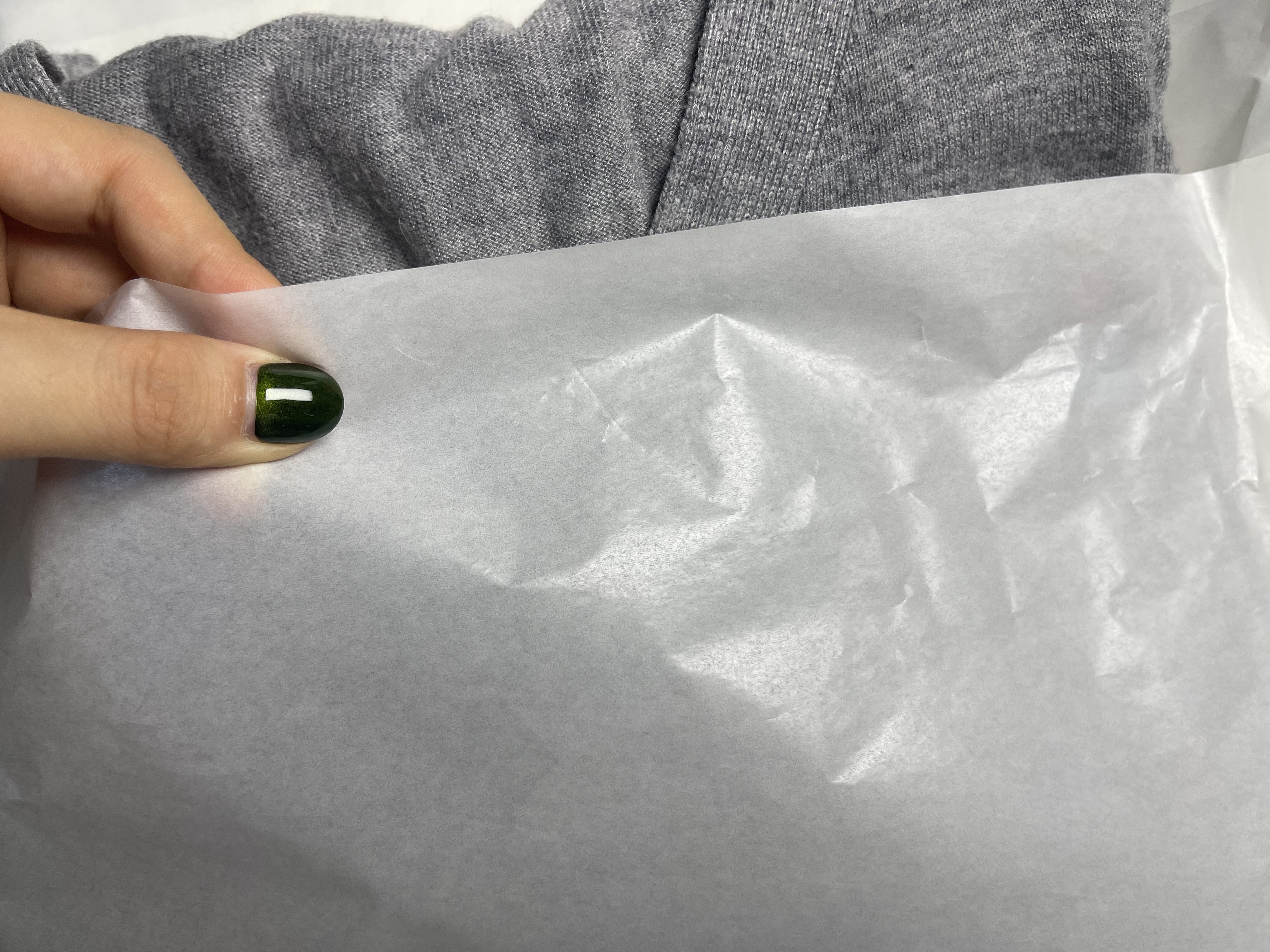 Custom Printed Eco-friendly Biodegradable Self Adhesive Sealable Transparent Wax Glassine Paper Bags for Clothing