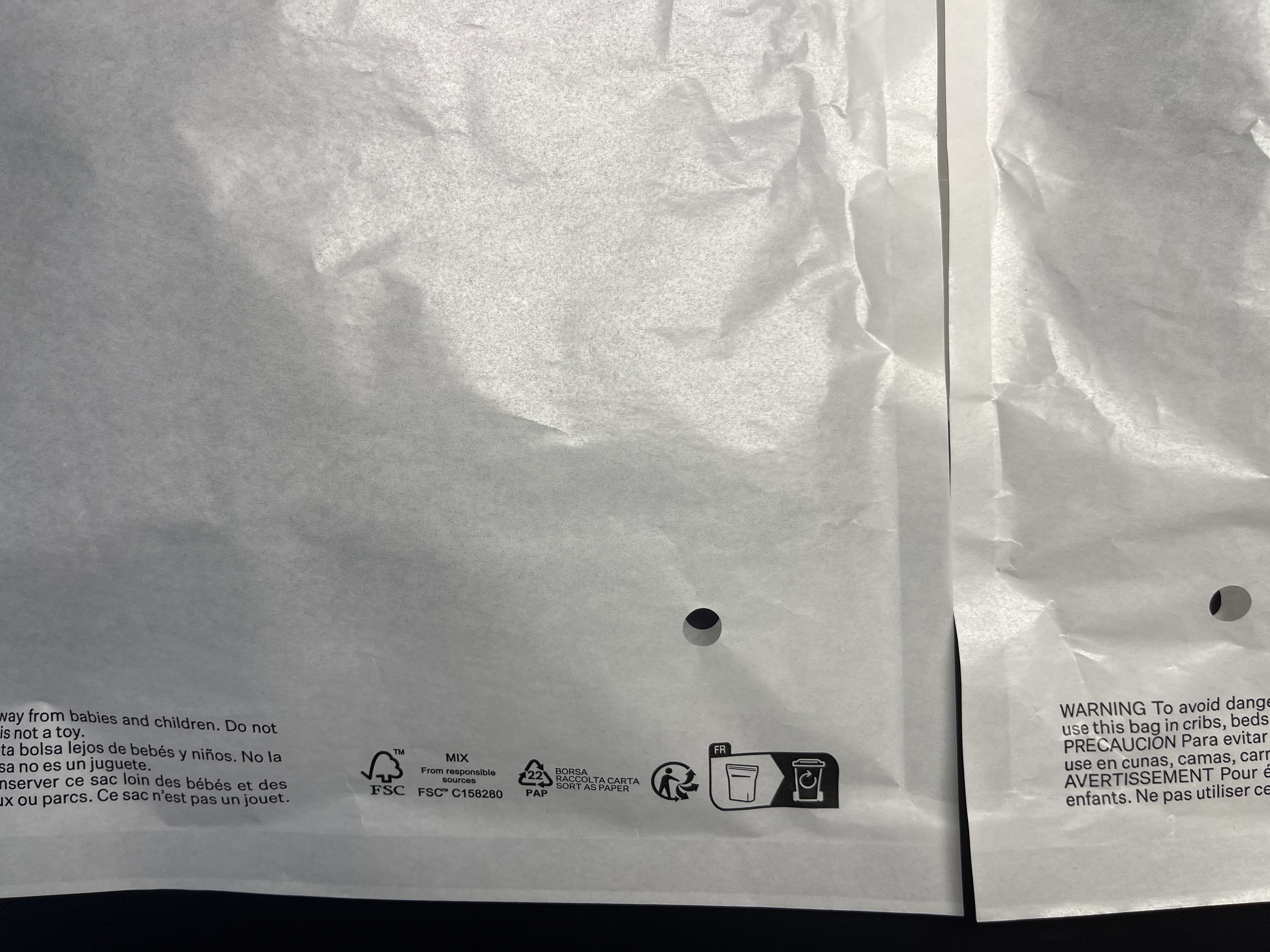 Custom Printed Eco-friendly Biodegradable Self Adhesive Sealable Transparent Wax Glassine Paper Bags for Clothing